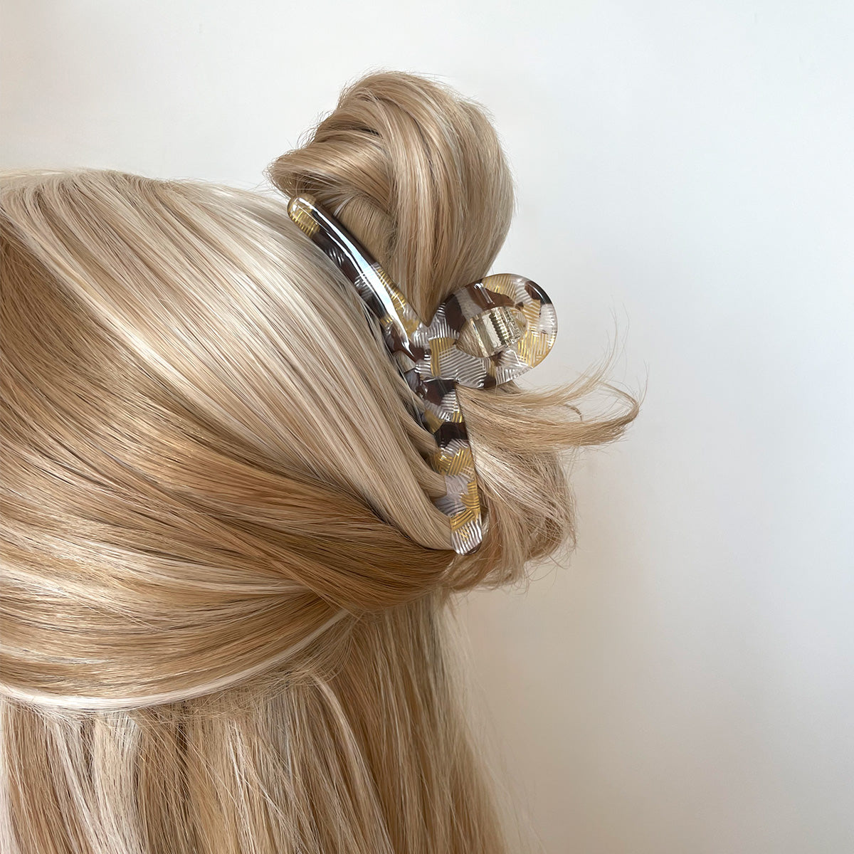 Tortoiseshell Pattern Shark Hair Claw Clip【varieties】